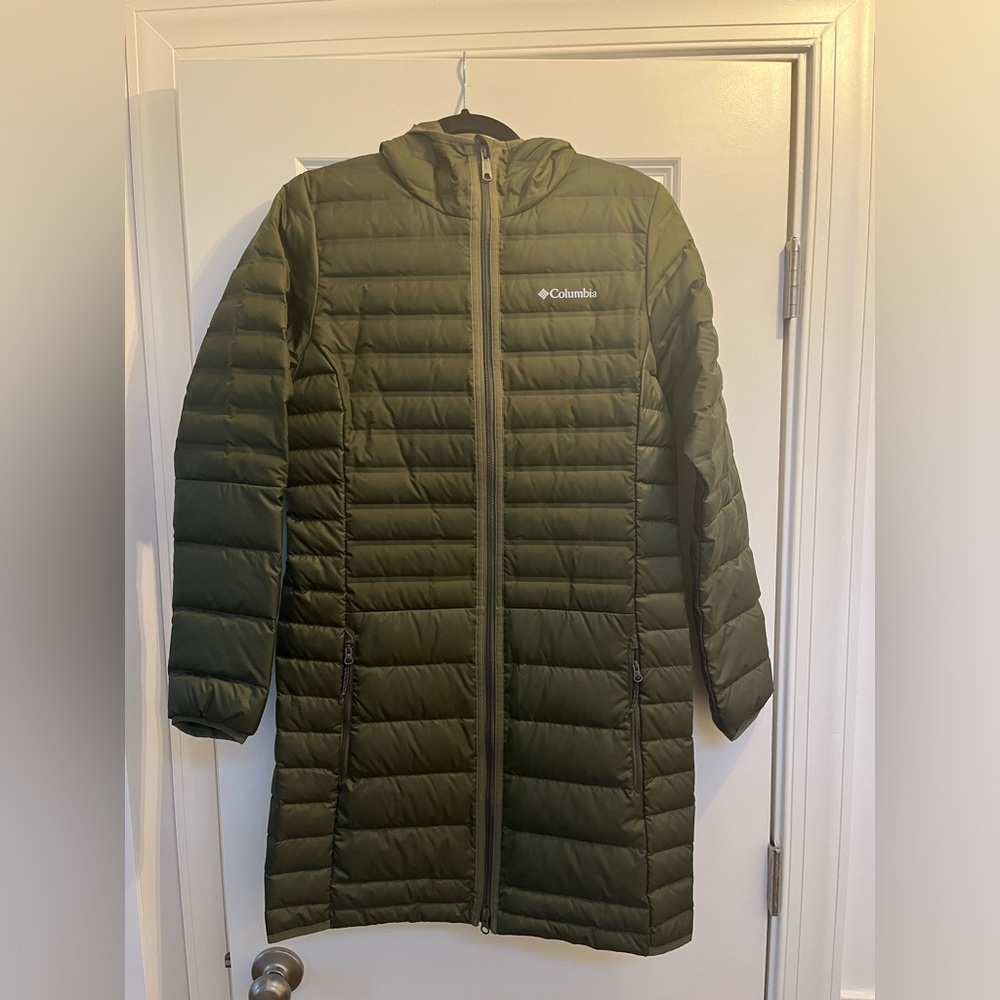 Columbia long puffer jacket in green